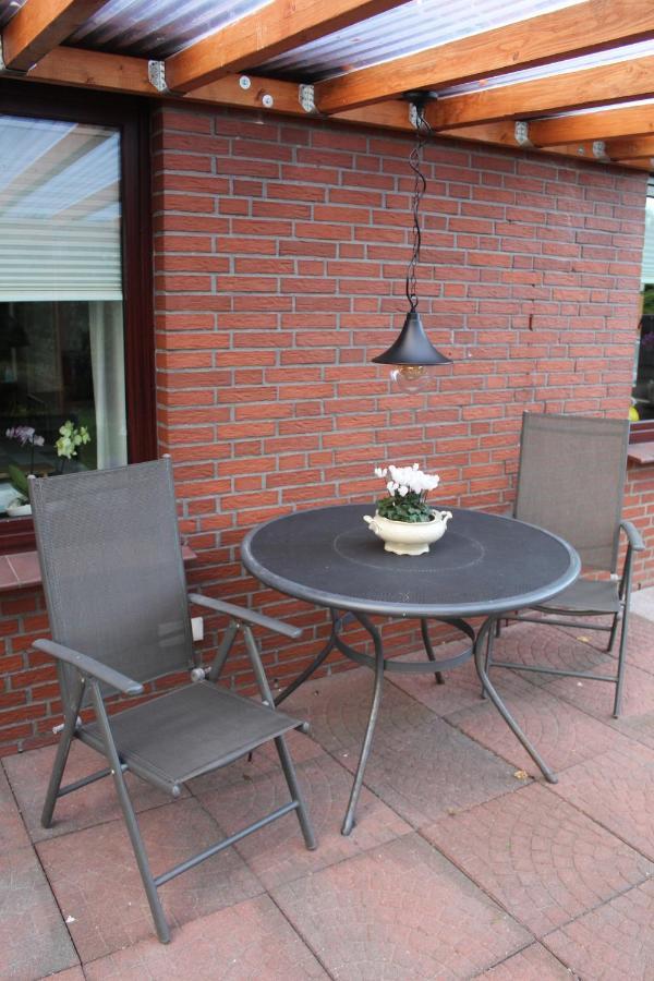 Ferienhaus Im Winkel Krummhörn Exterior foto